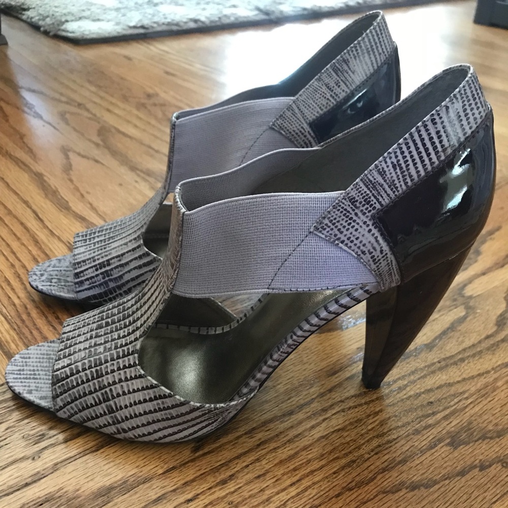 Pour La Victoire Deep Plum/Lavender Heels sz9